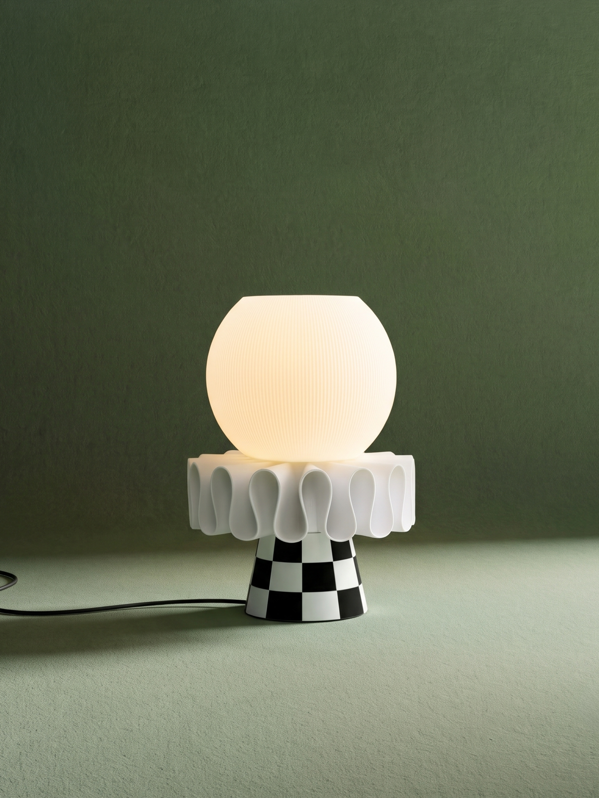 Ondu Wonderland Table Lamp Black
